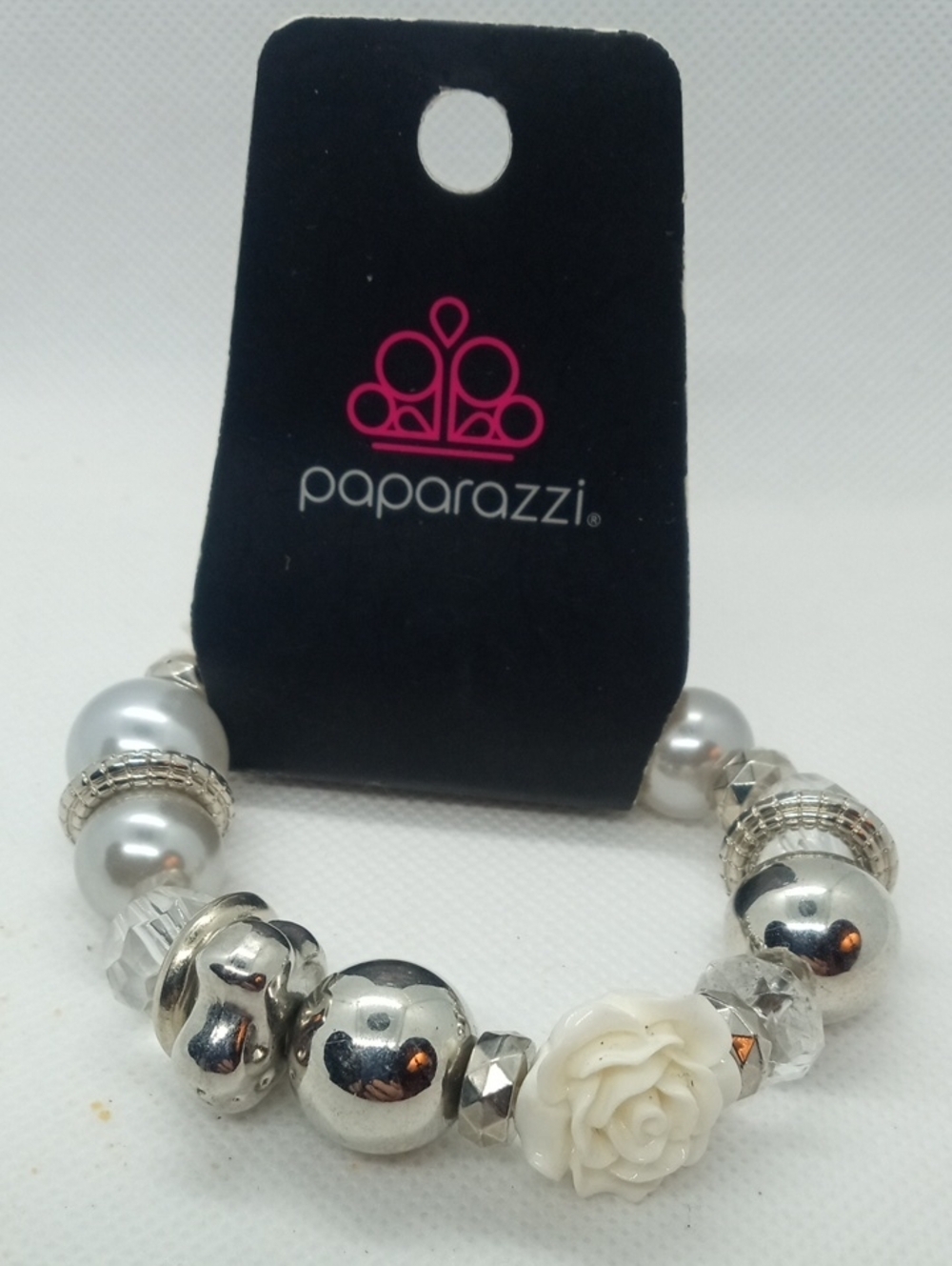 PAPARAZZI STRETCH WHITE ROSE BRACELET